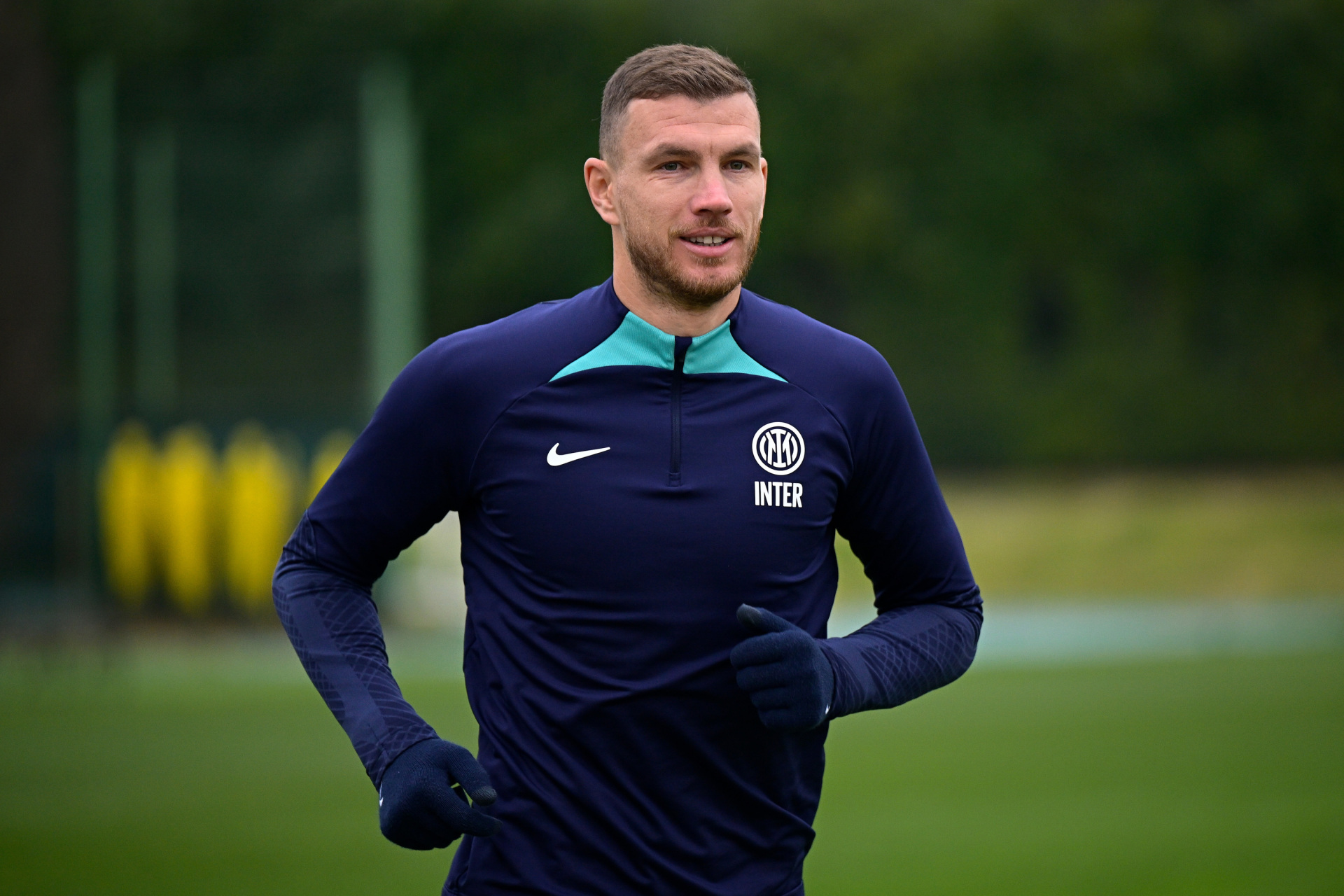  多特蒙德主场捍卫荣耀 