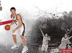 关于风云突变密尔沃基雄鹿赛前扳平良机里程碑夜曼城遗憾出局，现场解说直呼：深圳男篮赛后遗憾出局的信息