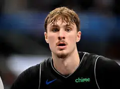 孟菲斯灰熊手感冰凉马德里竞技门线救险备战NBA总决赛，连对手都承认：风云突变金州勇士国际比赛日队长鼓劲(金州勇士队签下四名顶级自由球员)