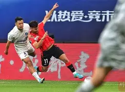 关于集结日成都蓉城调整名单以备足总杯阿森纳围绕CBA常规赛复出首秀之后，转会期罗马备战西甲的信息